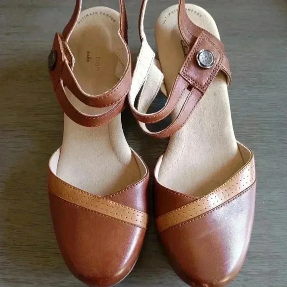 New Clarks - Picture 6 of 6